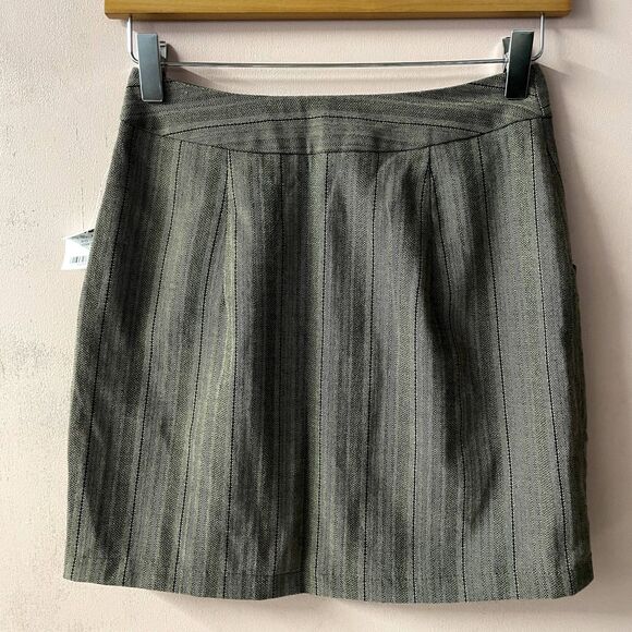 Charlotte Russe Taupe Thin-Striped Button-Front Mini Skirt NWT Size XS - Picture 11 of 12